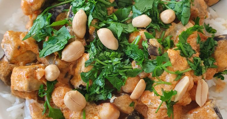 Rotes Auberginen-Curry